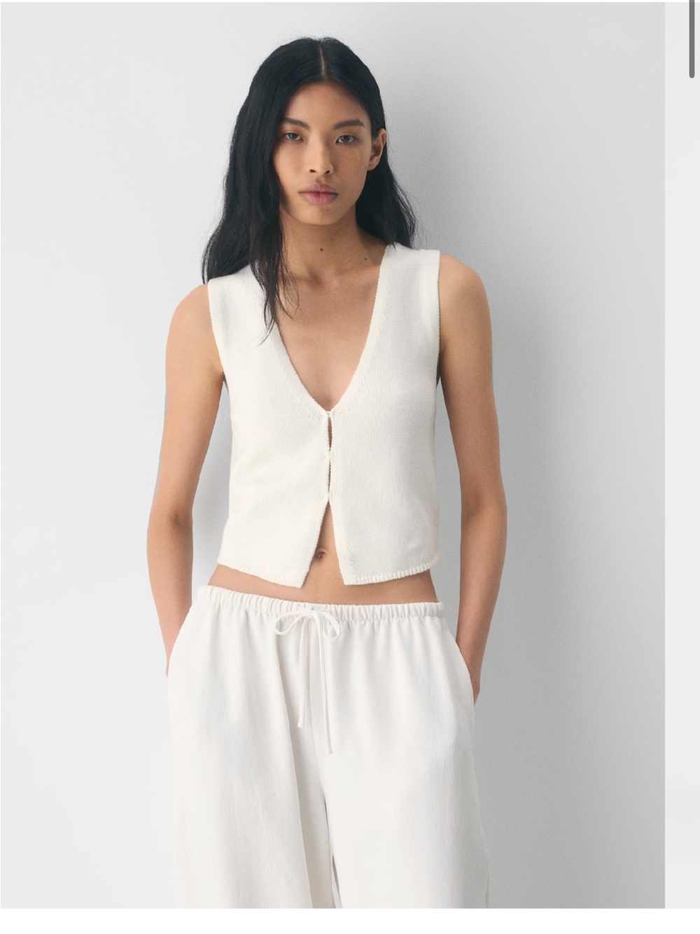 Aritzia Wilfred Cotton Charm Basque Knit Sweater Vest (Cream V-Neck Knit)